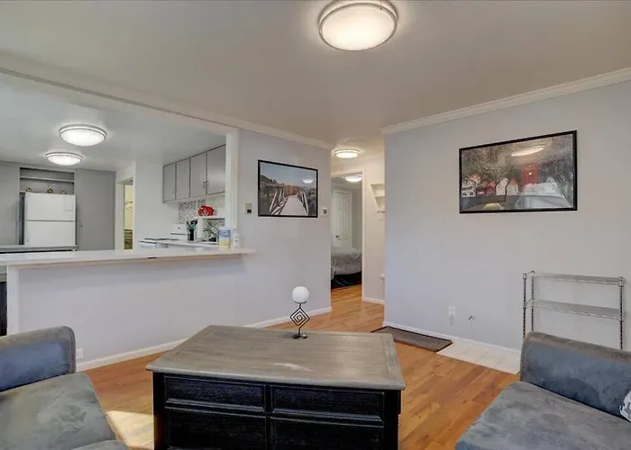 Comfy Bungalow And Fast Wi-Fi!